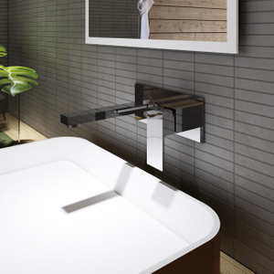Quadratischer Wand-Wasserhahn